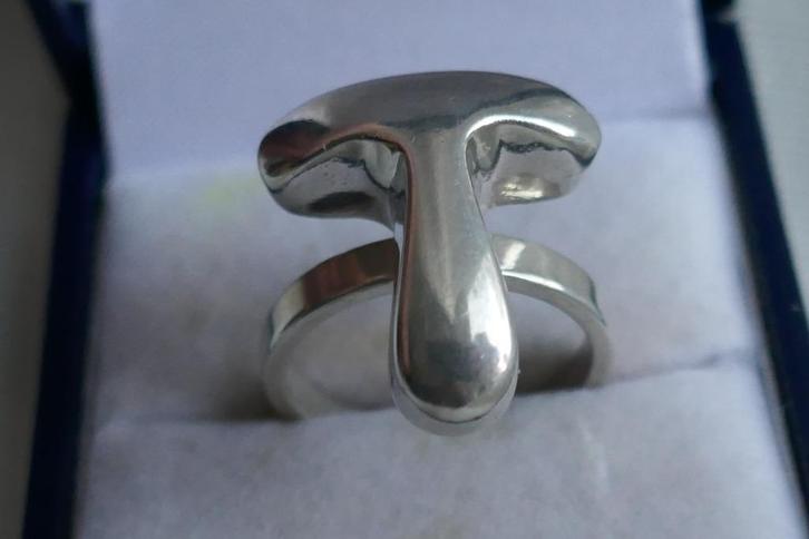 Zilveren Design Ring, Sieraden, Tassen en Uiterlijk, Ringen, Zo goed als nieuw, Dame, 17 tot 18, Zilver, Zilver, Verzenden
