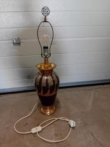 vintage lamp tafellamp gekleurd met koper antiek beschikbaar voor biedingen