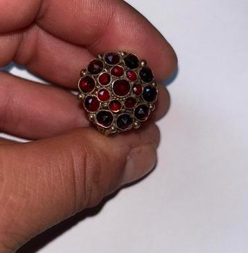 Vintage 835 zilveren Ring met granaat beschikbaar voor biedingen