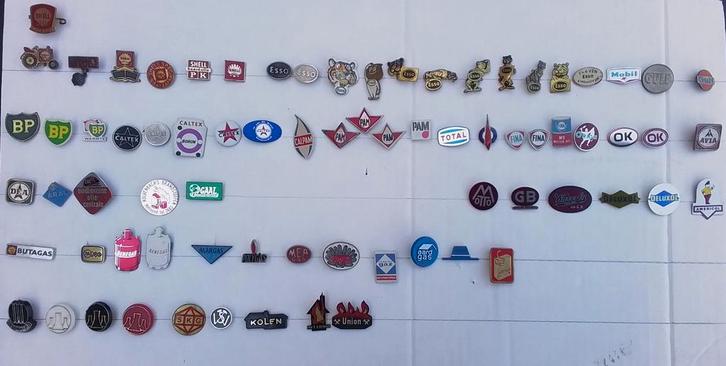 Brandstof Speldjes Collectie - Shell, Esso, BP, BK, Verzamelen, Speldjes, Pins en Buttons, Gebruikt, Speldje of Pin, Merk, Ophalen of Verzenden