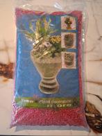 Decoratieve steentjes rood 2-3 mm - Valentijnsdag, Overige materialen, Nieuw, Ophalen of Verzenden, Grind