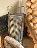 SALE………….. brocante oude keuken rasp, Antiek en Kunst, Ophalen of Verzenden
