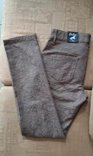 Nieuw skinny broek maat 38 beschikbaar voor biedingen