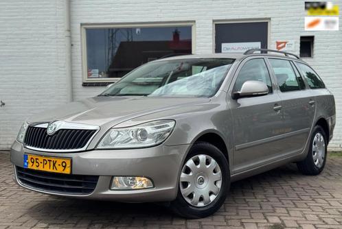 Skoda Octavia Combi 1.2 TSI Cruise control Airco Trekhaak, Auto's, Skoda, Bedrijf, Te koop, Octavia, ABS, Airbags, Airconditioning