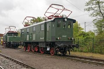 FLEISCHMANN 1332 Duitse 1C1  klassieke eloc serie E 32 DB  beschikbaar voor biedingen