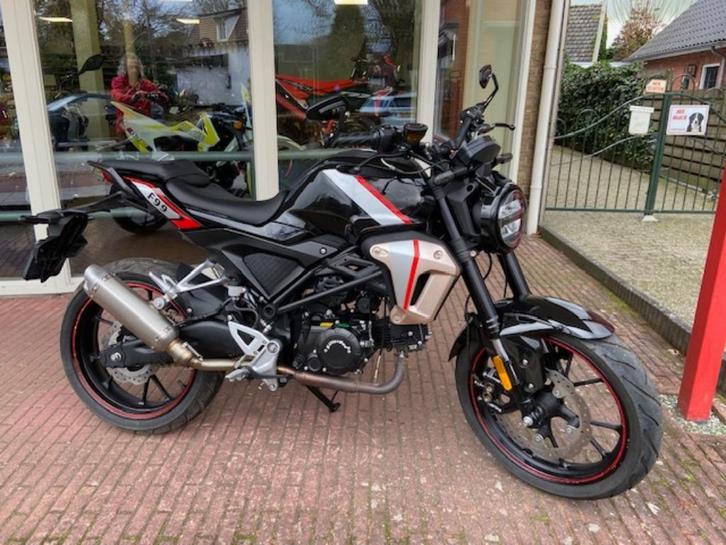 Killerbee f 99  2023, Fietsen en Brommers, Brommers | Overige merken, Zo goed als nieuw, Maximaal 45 km/u, Ophalen of Verzenden