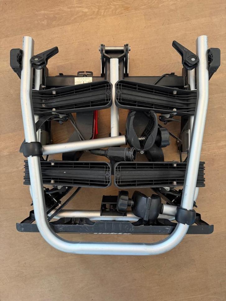 Uebler X21 fietsendrager voor 2 (elektrische) fietsen, Auto diversen, Fietsendragers, Gebruikt, Trekhaakdrager, 2 fietsen, Brede banden