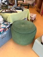 Groen Ribstof Poefje, Ophalen, Minder dan 50 cm, Rond, Zo goed als nieuw
