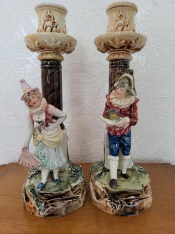 Set van 2 oude majolica pierrot pierrette kandelaars  beschikbaar voor biedingen