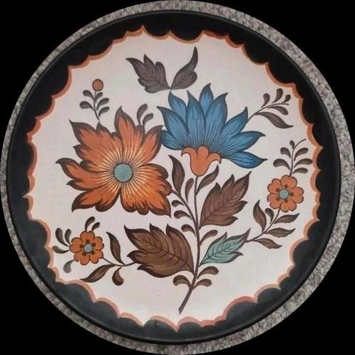 Flora" Gouda Plateel Holland Handwerk wandbordenset, Antiek en Kunst, Curiosa en Brocante, Ophalen of Verzenden