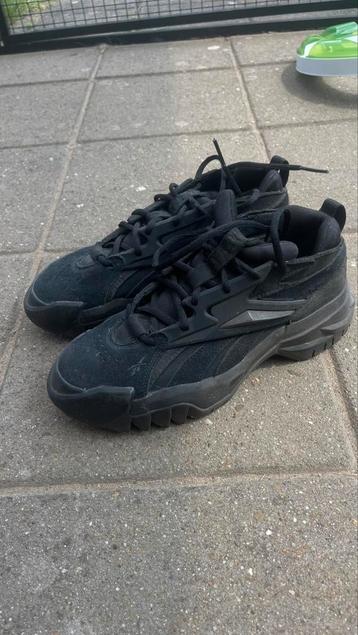 Cardi B x Reebok sneaker maat 39 beschikbaar voor biedingen