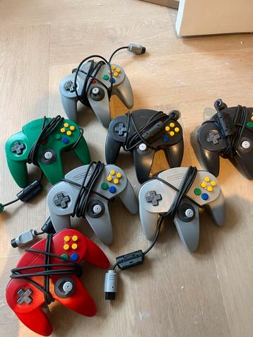Nintendo 64 Controllers & Games! beschikbaar voor biedingen