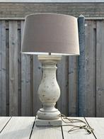 2 Mooi zware Schemerlampen, houten voet., Huis en Inrichting, Lampen | Tafellampen, Ophalen, Zo goed als nieuw, Hout, Minder dan 50 cm