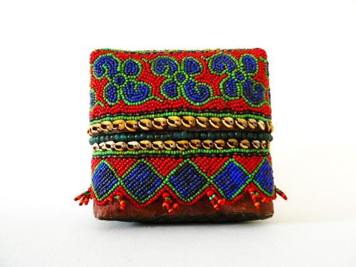 Sirihmandje Indonesië Zuid Sumatra kralenmand mand decoratie, Antiek en Kunst, Kunst | Niet-Westerse kunst, Ophalen of Verzenden