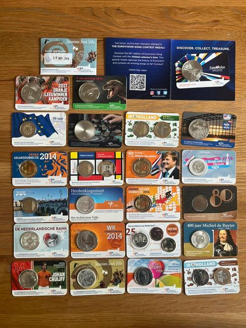 24 verschillende coincards Nederland BU/UNC Coincard KNM, Postzegels en Munten, Munten | Nederland, Euro's, Koningin Beatrix, Verzenden