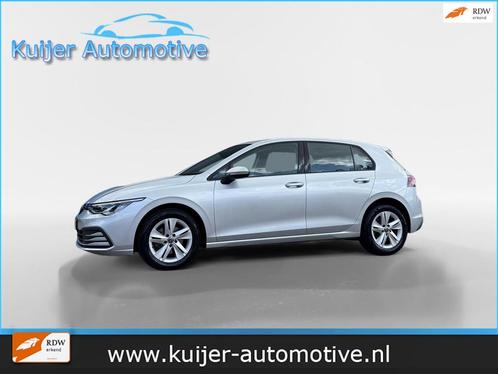 Volkswagen GOLF 1.0 eTSI Life Automaat | Stoel & Stuurverwar, Auto's, Volkswagen, Te koop, Golf, ABS, Airbags, Airconditioning