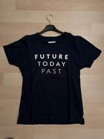 Donkerblauw T-shirt met tekst - Distrikt maat M, Kleding | Heren, Ophalen of Verzenden, Zo goed als nieuw, Blauw, Distrikt Nørrebro