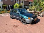 Toyota Starlet P9 1.3 16V 1998 Groen 3 deurs, Auto's, Voorwielaandrijving, Stof, 4 cilinders, Starlet