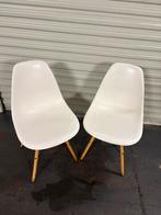 Trend24 Eetkamerstoelen - Lounge stoelen - Set van 2 - Wi, Ophalen, Kunststof, Gebruikt, Twee