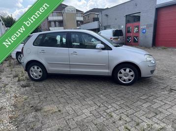 Volkswagen Polo 1.4-16V Trendline 5 Deurs Airco beschikbaar voor biedingen