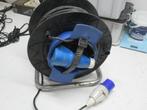 3260		CE Haspel	;	CE16 haspel met ca 40m kabel 3x 0,75, Gebruikt, Ophalen of Verzenden, Apparatuur