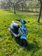 Piaggio zip lc 2t 70 mhr duits, Fietsen en Brommers, Scooters | Piaggio, Ophalen, Zo goed als nieuw