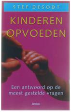 Kinderen opvoeden (Stef Desodt), Ophalen of Verzenden, Zo goed als nieuw