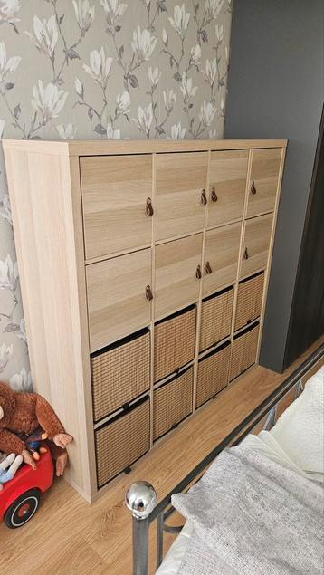 Ikea KALLAX open kast 4x4 eiken incl deurtjes en manden beschikbaar voor biedingen