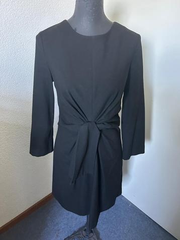 H&M Jurkje zwart apart mt 38 z.g.a.n. beschikbaar voor biedingen