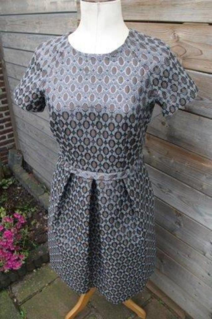 Jurk grijs/ bruin Rosso35 mt 42 Winter Vaste prijs, Kleding | Dames, Jurken, Zo goed als nieuw, Maat 42/44 (L), Bruin, Ophalen of Verzenden