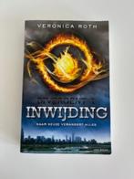DIVERGENT 1 - INWIJDING - Veronica Roth, Boeken, Ophalen of Verzenden, Zo goed als nieuw, Veronica Roth