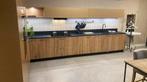 Stijlvolle showroomkeuken met Siemens apparatuur., Verzenden, Nieuw, 4 kookzones, Inbouw