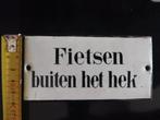 emaille fietsen buiten het hek vooroorlogs, Ophalen