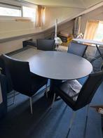 Gratis - Eettafel met platte zijkant, Ophalen, Gebruikt, Eettafel