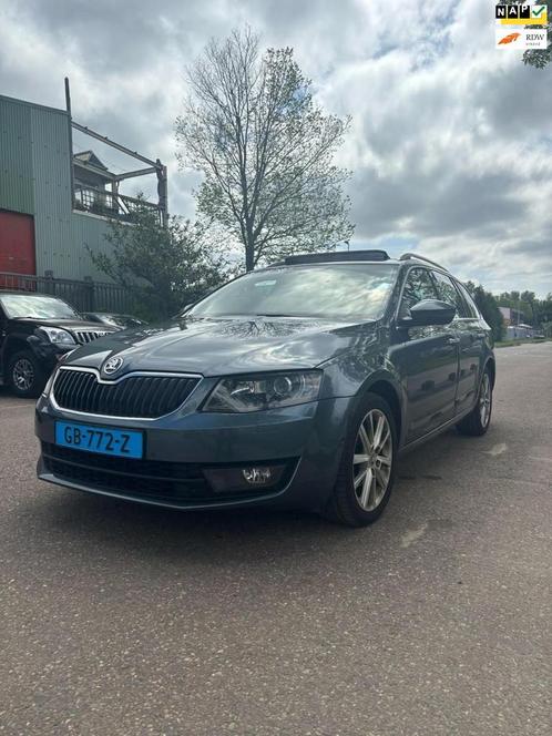 Skoda Octavia Combi 1.6 TDI Greentech Ambition Businessline, Auto's, Skoda, Bedrijf, Te koop, Octavia, ABS, Airbags, Airconditioning