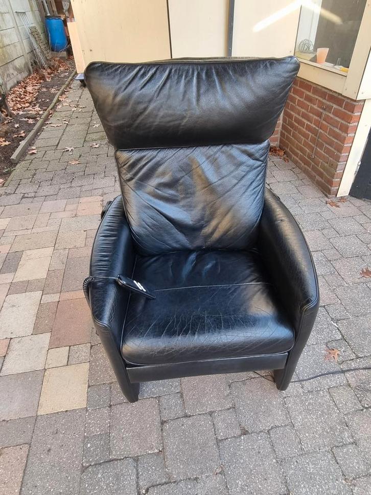 Fauteuil Zwart Leder - elektr. verstelbaar merk Skalma, Huis en Inrichting, Fauteuils, 50 tot 75 cm, Ophalen of Verzenden