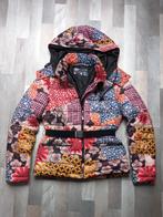 Desigual winterjas met capuchon en ceintuur, Kleding | Dames, Jassen | Winter, Ophalen of Verzenden, Zo goed als nieuw