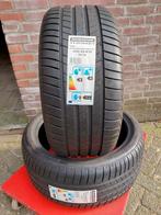 255 35 R19 Bridgestone Turanza
T005 nieuwe Zomerbanden, Auto-onderdelen, Banden en Velgen, Nieuw, 255 mm, 19 inch, Ophalen