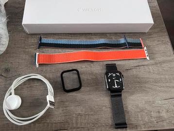Apple watch 6 aluminum 44mm beschikbaar voor biedingen