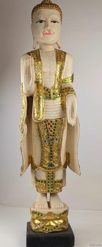 beeld Boeddha thailand hout beschikbaar voor biedingen