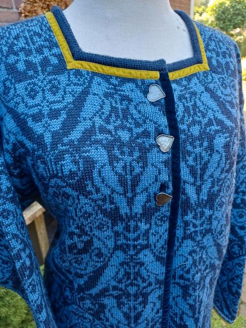 Oleana Noors wollen vest XL is L 42 44 velvet, Kleding | Dames, Truien en Vesten, Zo goed als nieuw, Maat 42/44 (L), Blauw, Ophalen of Verzenden