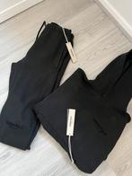 Essentials fear of god joggingpak maat S, Kleding | Heren, Heren-kledingpakketten, Ophalen of Verzenden, Nieuw, Maat 46 (S) of kleiner