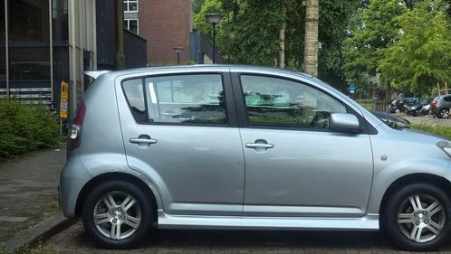 Daihatsu 2006 Grijs, Auto's, Daihatsu, Benzine, Hatchback, Geïmporteerd, Zilver of Grijs, Ophalen
