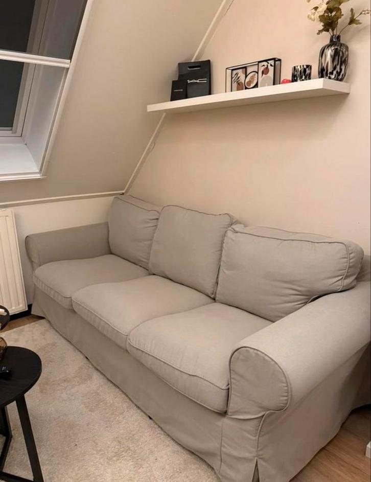 IKEA Ektorp 3-zits Bank - Lichtgrijs, Huis en Inrichting, Banken | Bankstellen, Zo goed als nieuw, Rechte bank, Driepersoons, 200 tot 250 cm