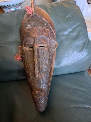 Oud afrikaans masker 1 beschikbaar voor biedingen