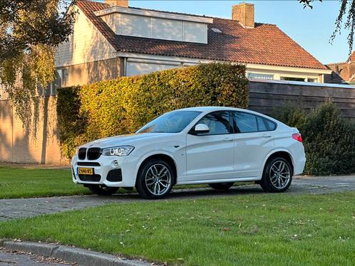 BMW X4 Xdrive 20i 184pk Aut 12-2016 Wit M-pakket, Auto's, BMW, Particulier, X4, 360° camera, 4x4, ABS, Achteruitrijcamera, Adaptieve lichten