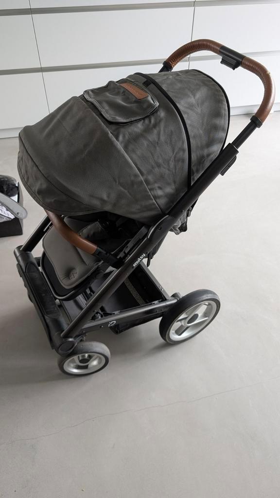 Mutsy i2, Kinderen en Baby's, Buggy's, Gebruikt, Overige merken, Zonnekap, Ophalen