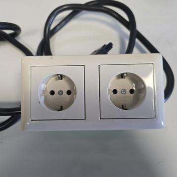 GIRA Stopcontact 2 voudig met wieland snoer MALE EN FEMALE beschikbaar voor biedingen