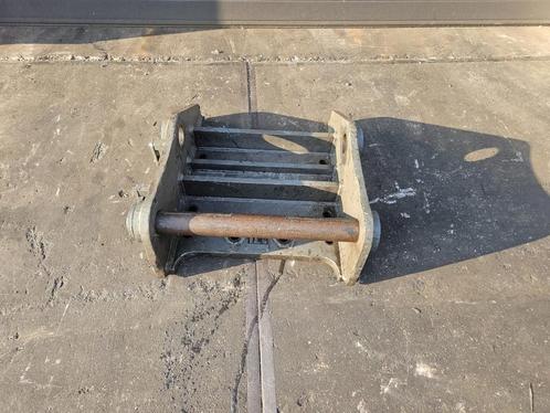 adaptor plate liebherr sw66, Zakelijke goederen, Machines en Bouw | Onderdelen