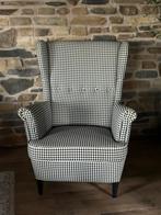 Ikea fauteuil strandmon oorfauteuil vibberbo zwart/beige, Huis en Inrichting, Ophalen, Zo goed als nieuw, 50 tot 75 cm